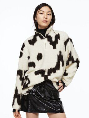 H&M Ivory Black Ikat Patterned Sherpa Fleece Half Zip Top Teddy Sweater, Size M